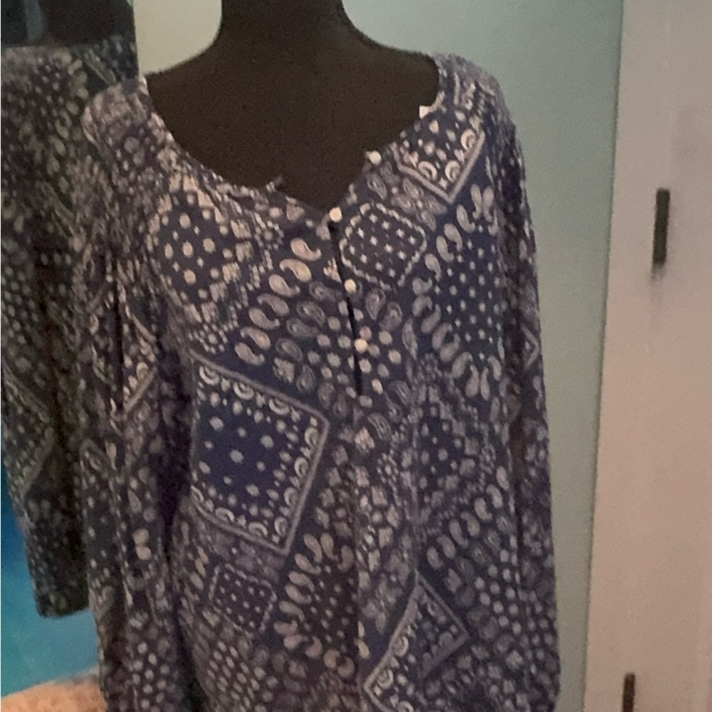 Women's Blue Patterned Top